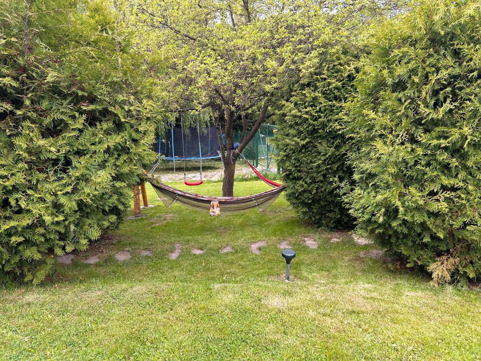 布朗Homy Family House别墅 外观 照片